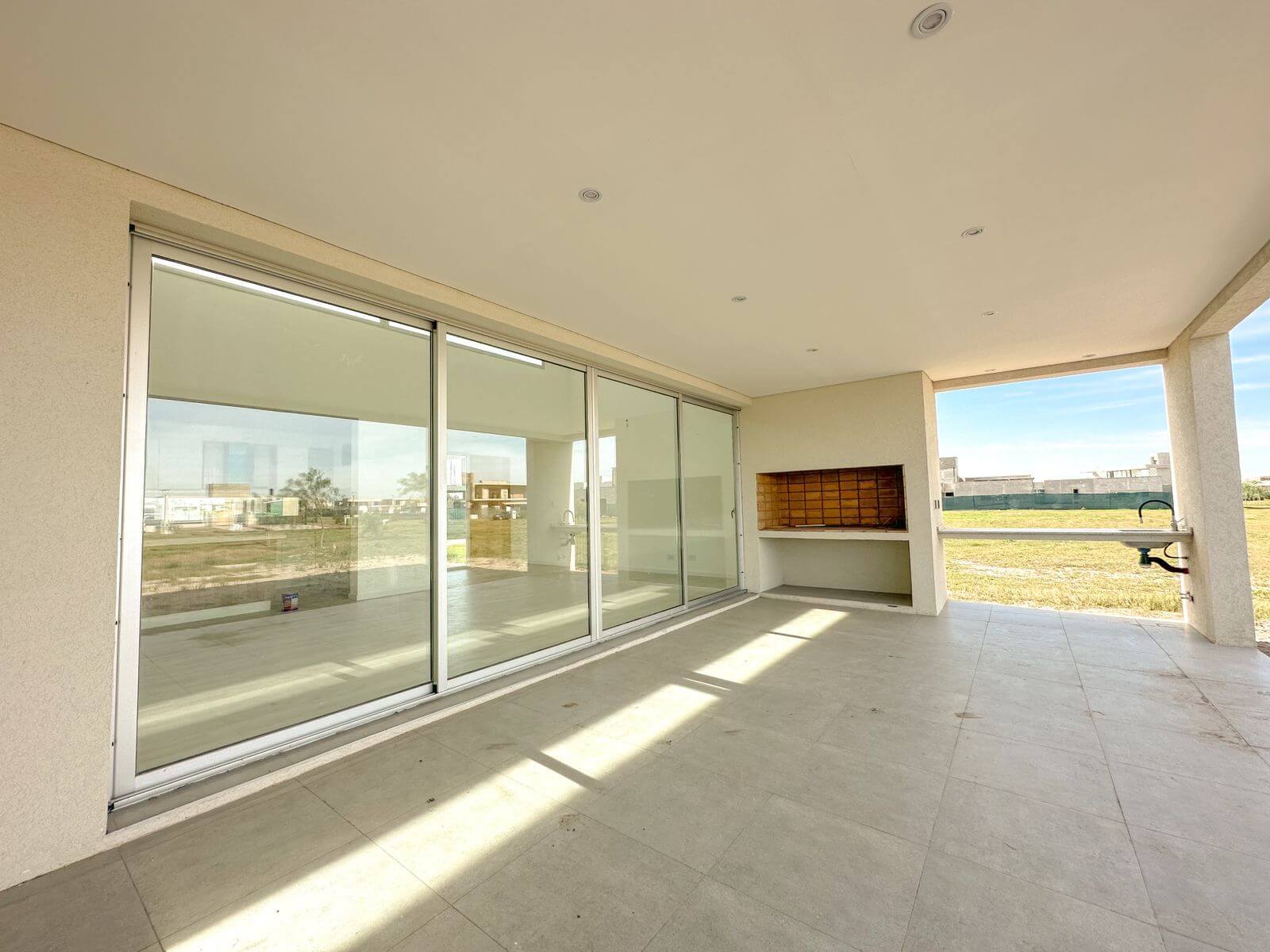 c47f75ad-82e5-40d6-9412-79d91c1c7048